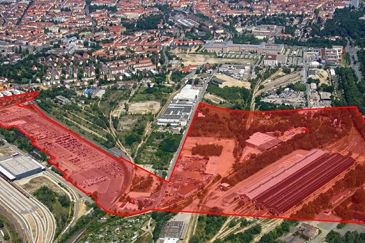 Auf der Luftbildaufnahme ist die Fläche der UTN rot eingezeichnet. Rechts ist die Münchener Straße zu erkennen, der Blick geht stadteinwärts.