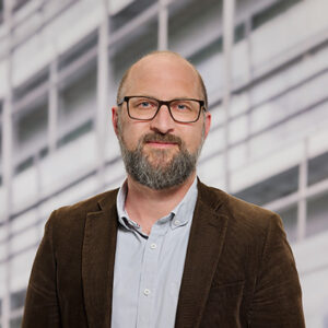 Dr. Bernhard Pastötter